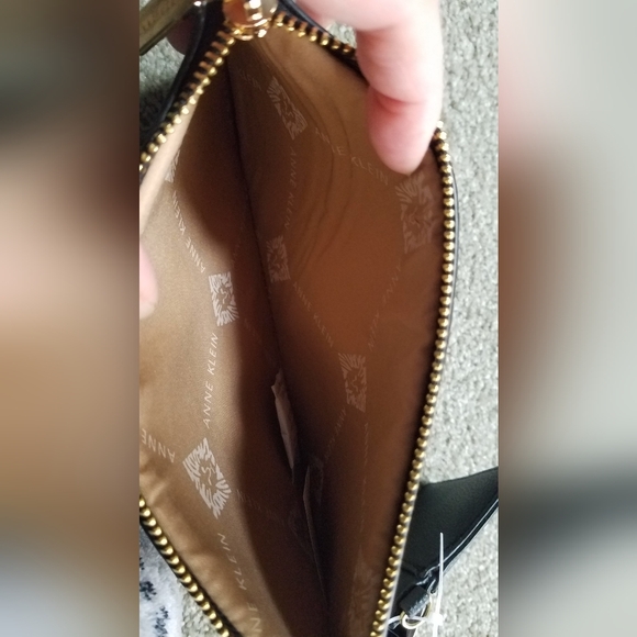 Anne Klein clutch/card wallet NWT - Picture 4 of 4